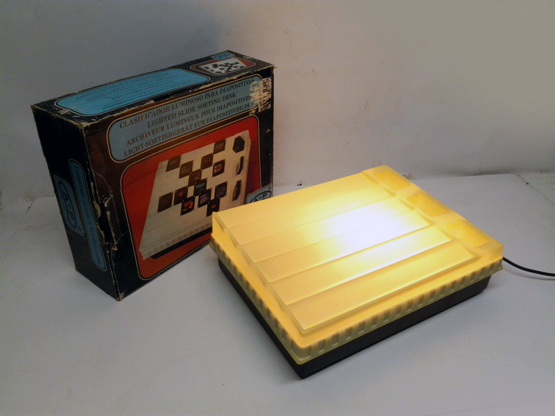 clasificador caja luz diapositivas+caja plastico 220v 9.5-12x38x29 1u